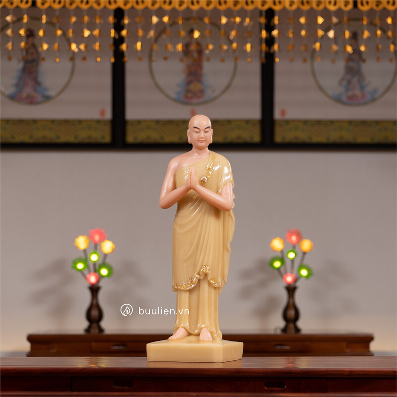 Tượng Đức Phật Bổn Sư Thích Ca Thuyết Pháp Thạch Anh Vàng Tụ